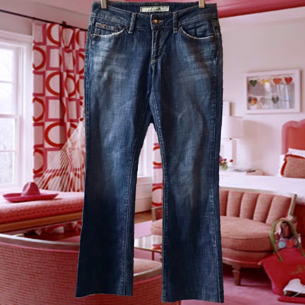 📺SOLD📺 Joes Jeans Bootcut Size 28